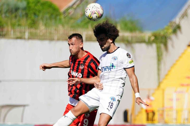Spor Toto Süper Lig: Kasımpaşa: 0 - Gaziantep Futbol Kulübü: 0 (İlk yarı)
