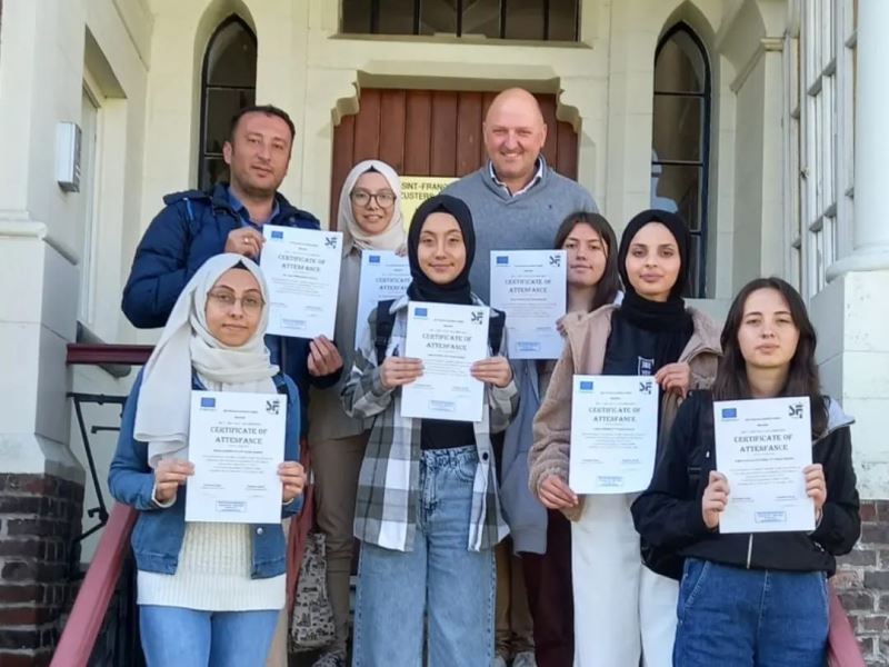 Gediz Evliya Çelebi Anadolu Lisesi  Belçika’da Kütahya’yı tanıttı
