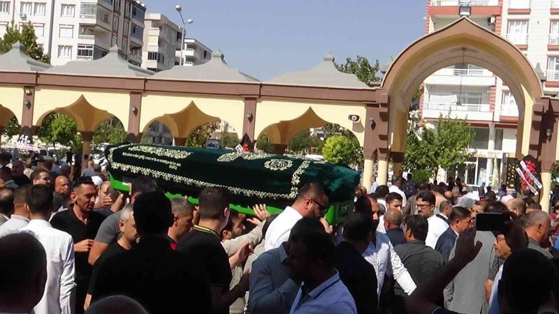 MHP İl Başkanı Demir’in acı günü
