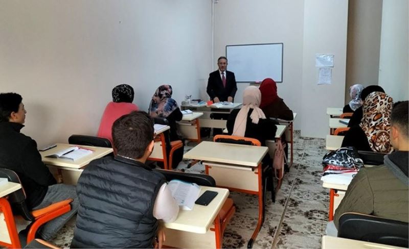 Bozüyük’te KPSS DHBT hazırlık kursu açıldı
