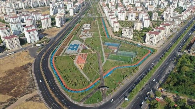 Başkan Beyoğlu Cumhurbaşkanı Erdoğan’ın gelişi öncesi değerlendirmelerde bulundu
