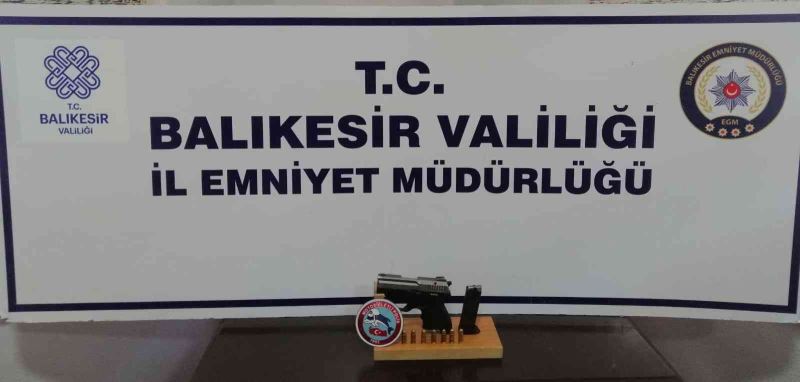 Balıkesir’de polis ve jandarmadan ’Huzur’ operasyonu
