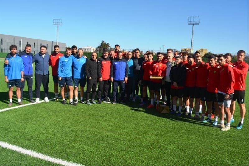 Aliağa, futbolda tek yürek oldu
