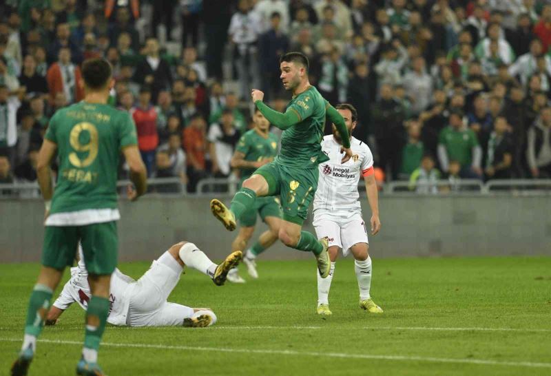 Bursaspor’da Kubilay Sönmez sakatlandı
