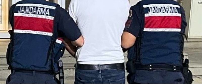 Göçmen kaçakçılığından aranıyordu jandarma engeline takıldı
