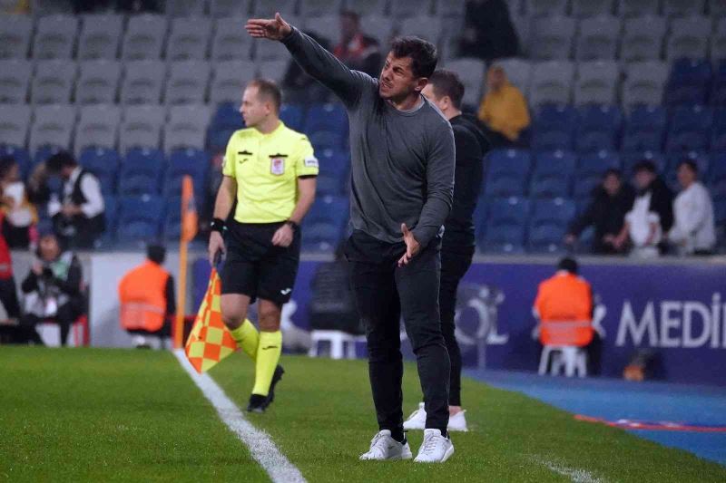 Spor Toto Süper Lig: Medipol Başakşehir: 3 - Giresunspor: 1 (Maç sonucu)
