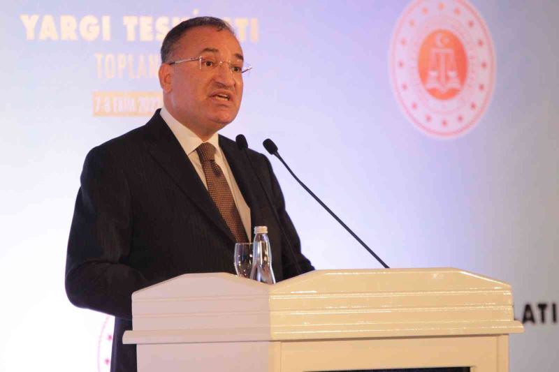 Adalet Bakanı Bekir Bozdağ: 