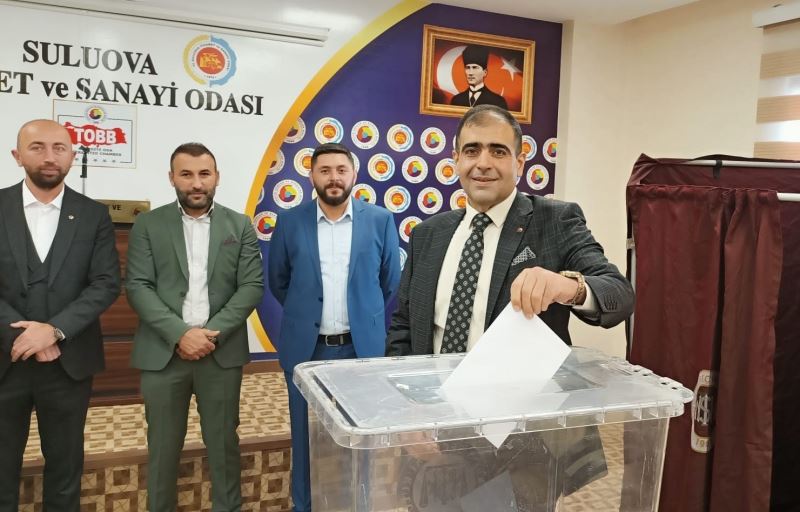 Suluova TSO Başkanı Turgut Aksu güven tazeledi
