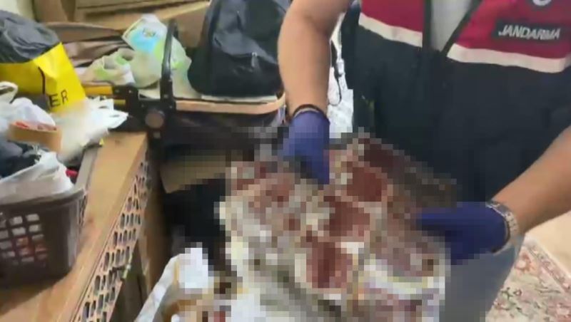 İstanbul’da 3.5 ton sahte alkol ele geçirildi
