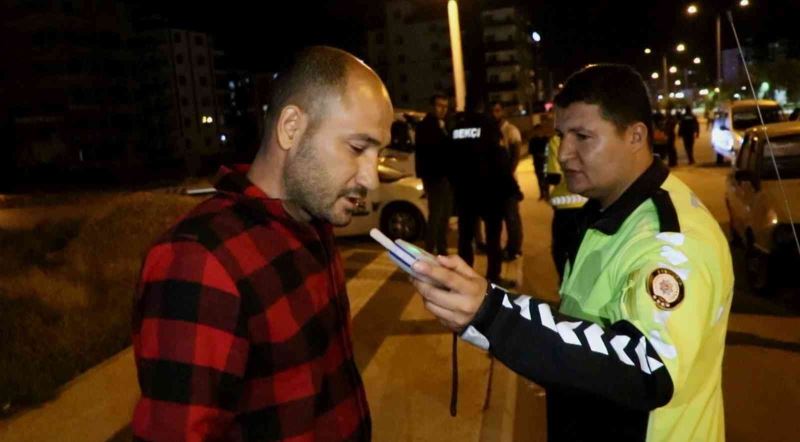 Alkollü araç kullanırken yakalandı, “Amacımız ehliyetli araç kullanmak değil” dedi
