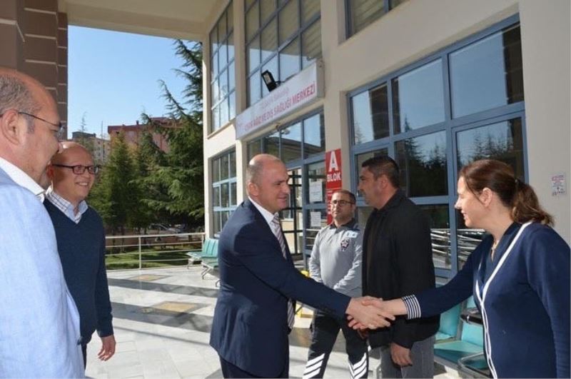 Sağlık merkezlerinde incelemeler sürüyor
