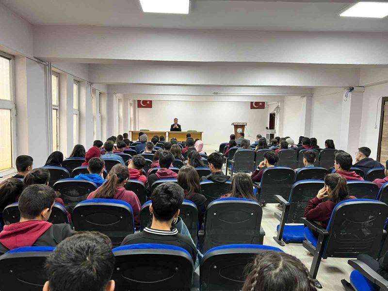 Silopi’de ‘Gazi Paşa’ konulu konferans
