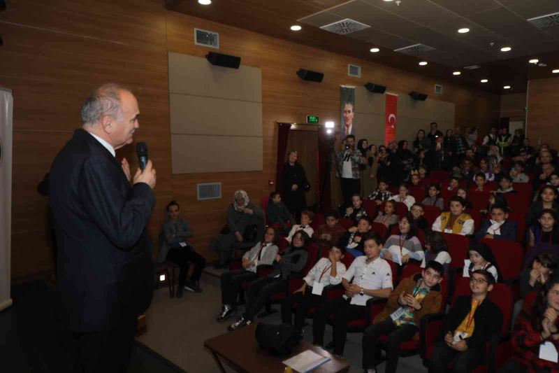 İlk tebrik Başkan Özlü’den
