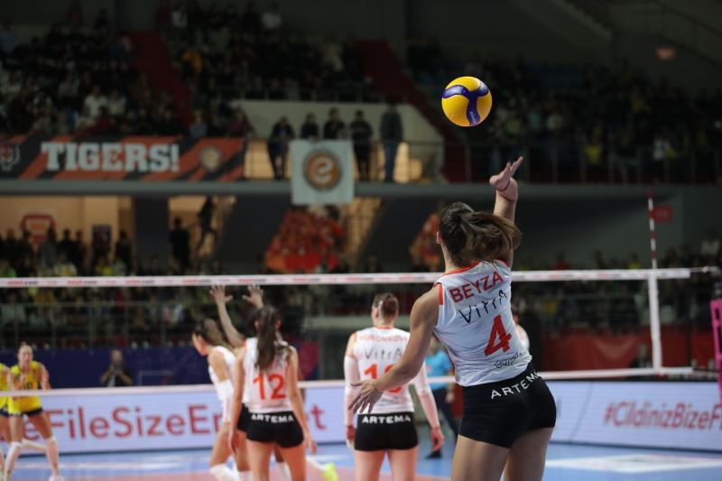 Derbinin galibi Eczacıbaşı Dynavit
