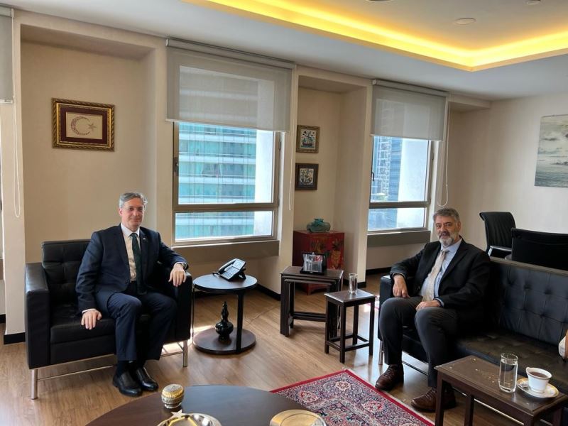 Rektör Polat Malezya’da görüşmeler yaptı
