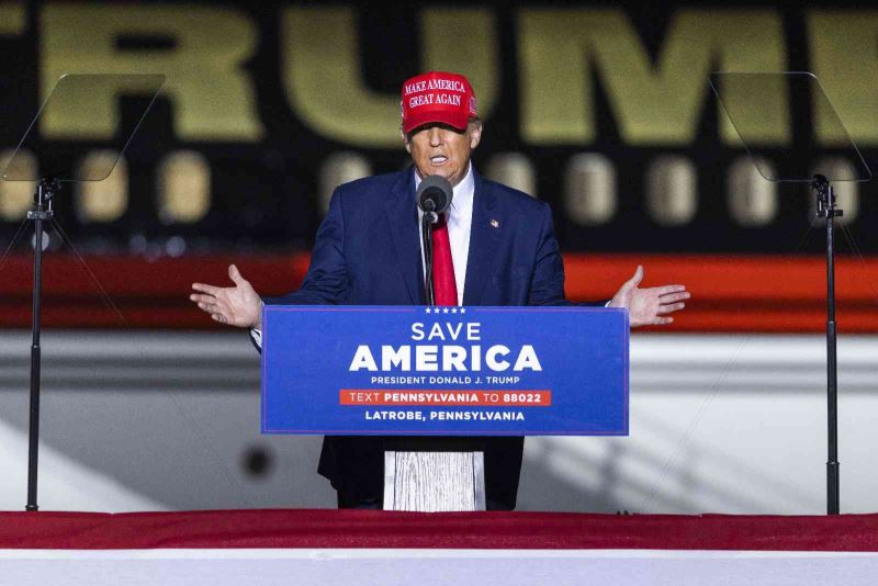 Eski ABD Başkanı Trump’ın Twitter hesabı yeniden açıldı
