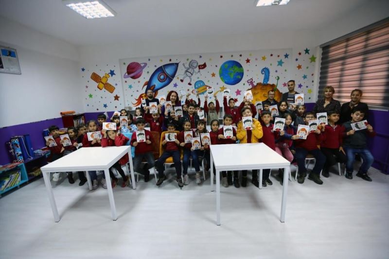 Bayraklı Belediyesinden çocuklara ağız ve diş sağlığı dersi
