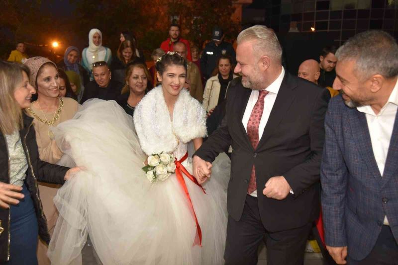 Özel gereksinimli Rabia’nın düğün hayali gerçek oldu
