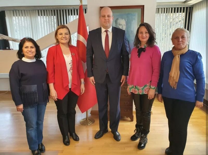 Başkan Hürriyet: 