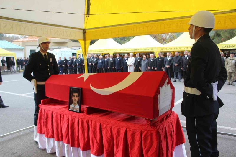 Kalp krizi geçiren komiser kurtarılamadı

