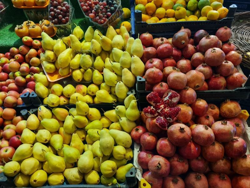 Aydın’da kış meyve ve sebzeleri tezgahlarda yerini aldı
