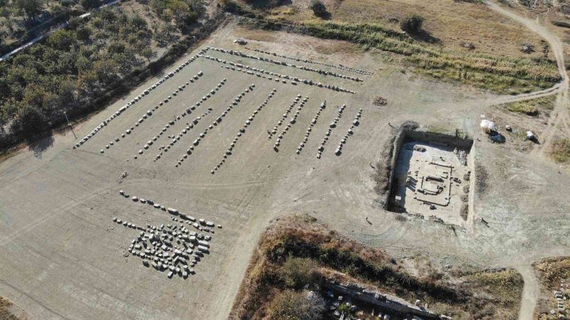 Magnesia Antik Kenti’nde ’Zeus Tapınağı’ tamamıyla ortaya çıkarıldı
