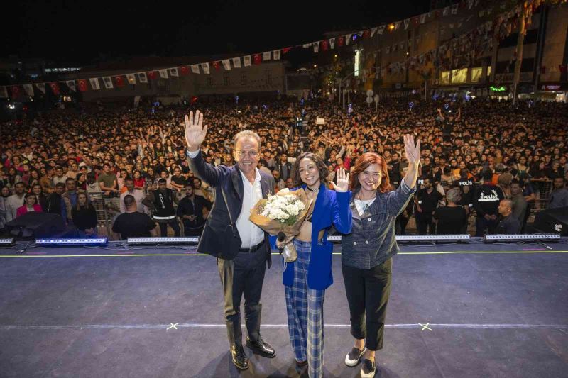 Seçer: 