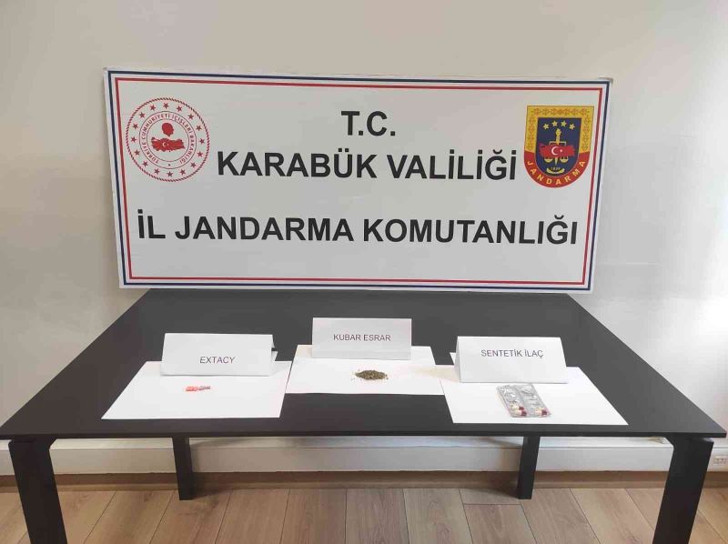 Jandarma’dan uyuşturucu operasyonu
