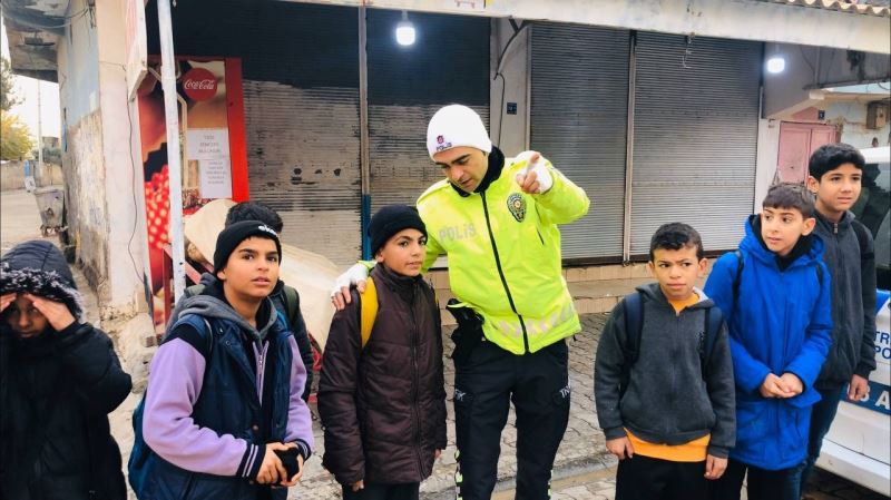 Ceylanpınar’da polislerden iç ısıtan hareket
