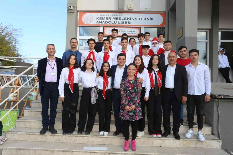 Tütüncü, “Üreten kadınların emrindeyiz”
