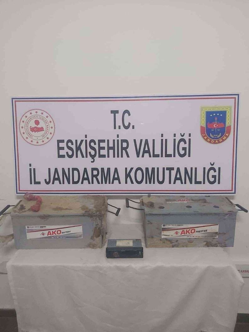 Belediye şantiyesinden hırsızlık yapan şüpheliler yakalandı
