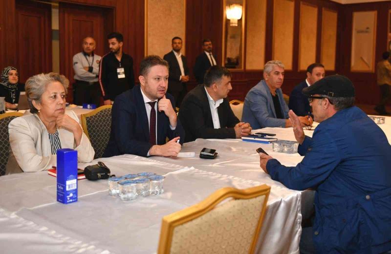 Esenyurt’ta “Halk Günü” buluşmaları yerden devam ediyor
