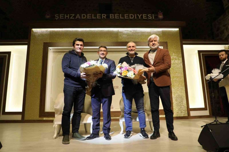 ’Sosyal medya çağında edebiyat’ Şehzadeler’de masaya yatırıldı
