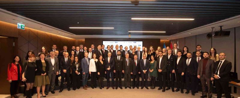 SOCAR Energy School programı ilk mezunlarını verdi
