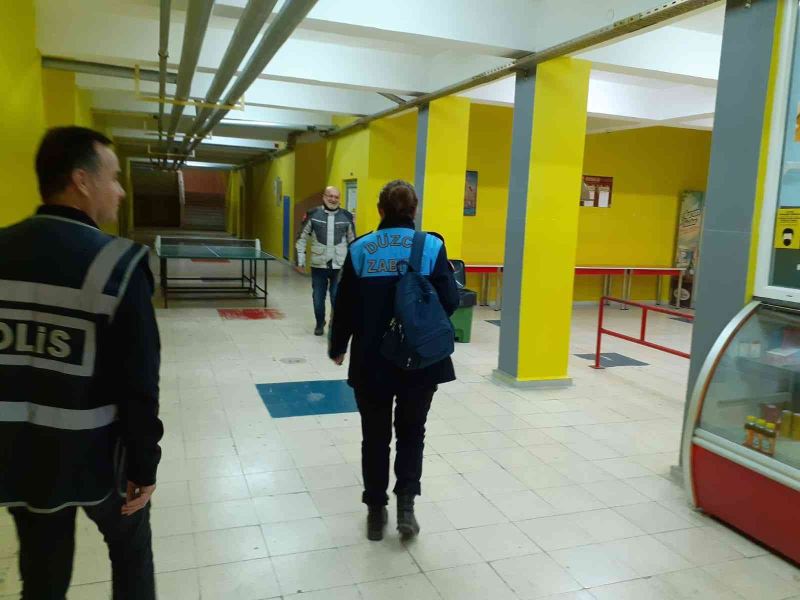 Zabıta ekipleri belge ve ürün denetimi yaptı
