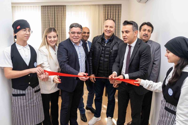 Corendon Hotels & Resorts’den eğitime  katkı
