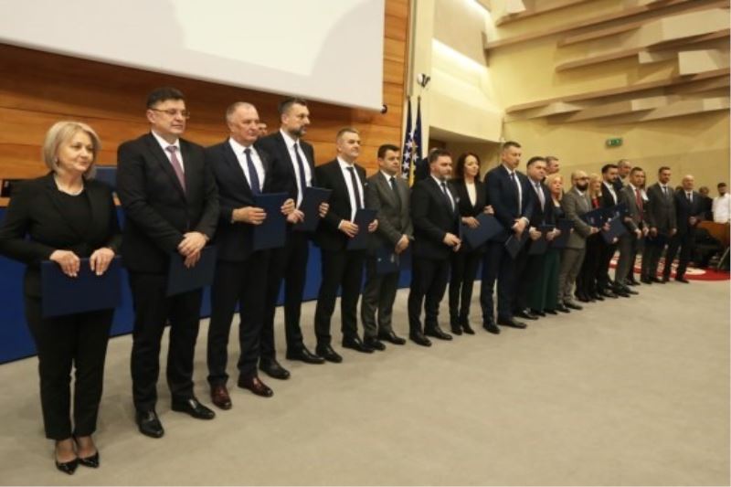 Bosna Hersek’te seçimden 115 gün sonra hükümet kuruldu
