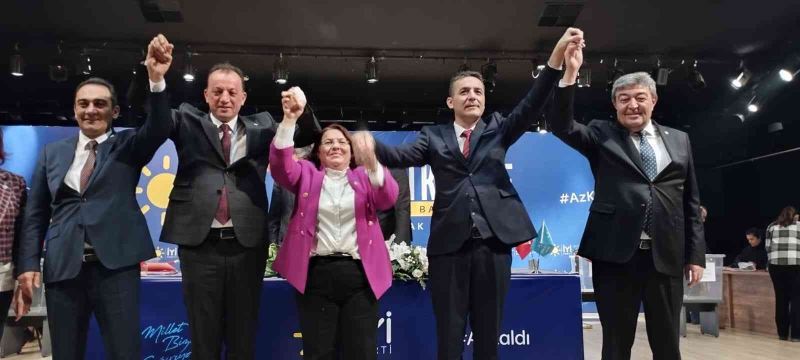 Başkanlık yarışını Tansu Şener kazandı
