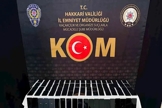 Yüksekova’da 260 adet kaçak cep telefonu ele geçirildi