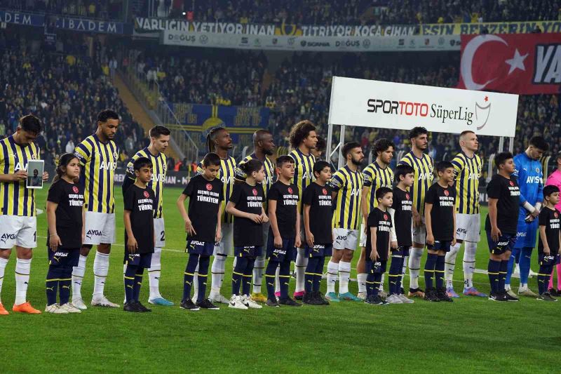 Fenerbahçe’de 2 değişiklik
