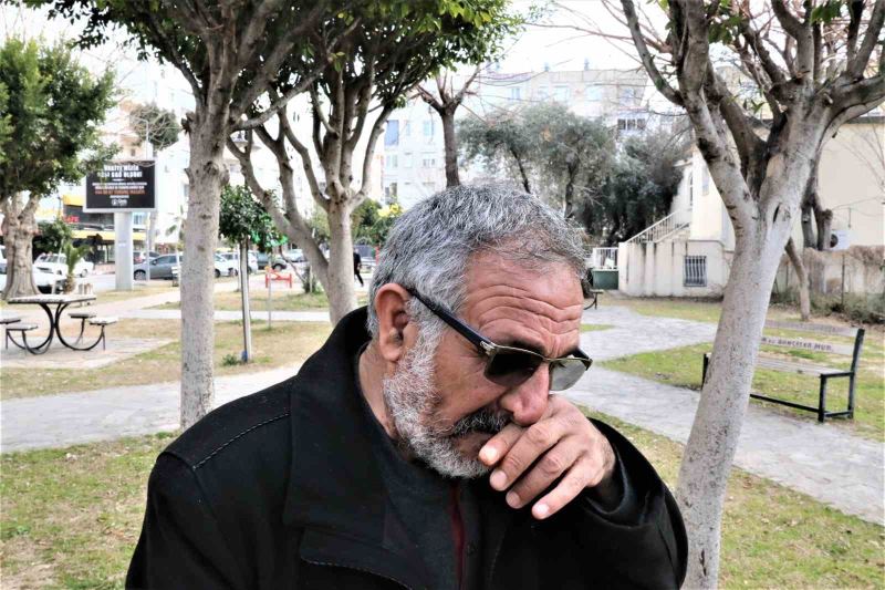Depremde 4 torunu, gelini ve kızını kaybetti, isimlerini sayarken gözyaşlarını tutamadı
