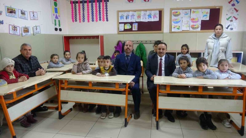 Deprem sonrası Kilis’te eğitim öğretim başladı

