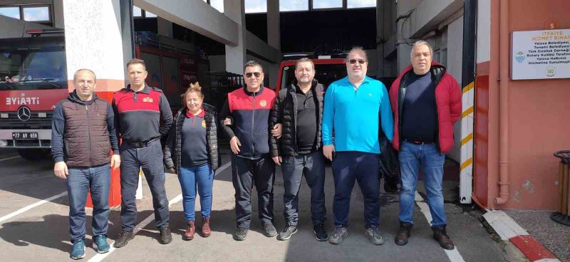Yalova Belediyesi deprem bölgesine 5. ekibini yolladı
