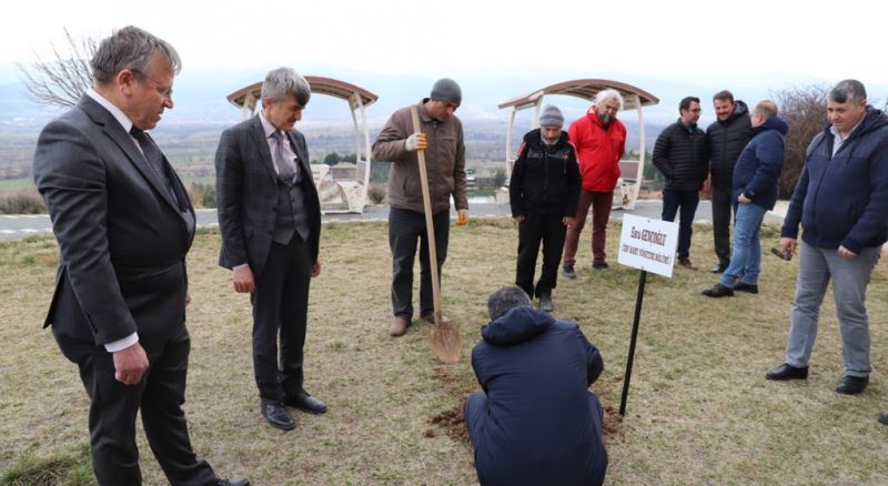 Depremde hayatını kaybeden öğrencilerin isimleri DPÜ’de yaşayacak
