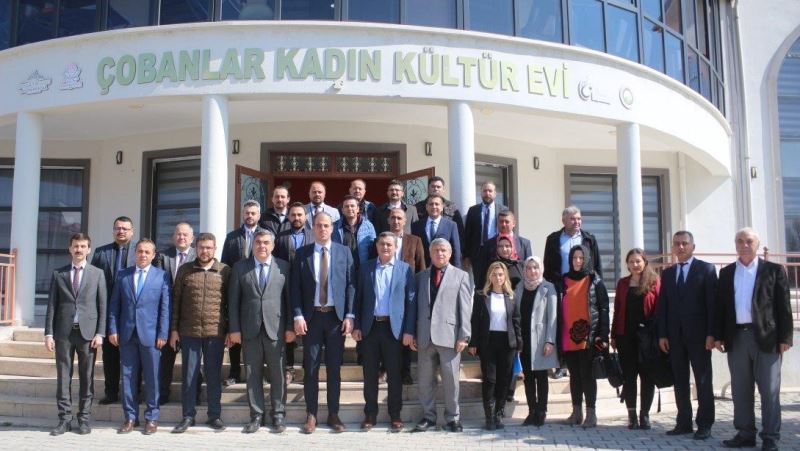 Sünnetçi: “Çobanlar ilçesinde akademik başarı gözle görülür şekilde arttı”
