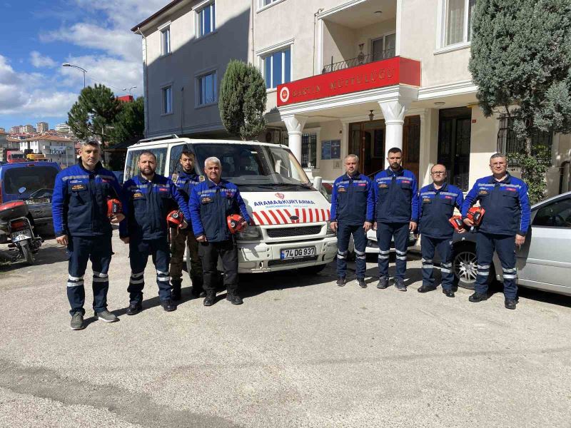 TDV Bartın Arama-Kurtarma Ekibi depremde 17 vatandaşı sağ kurtardı
