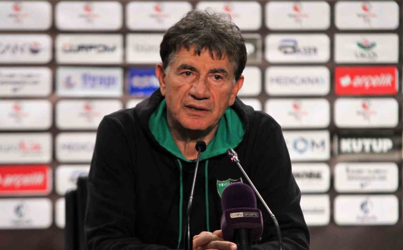 Giray Bulak: 