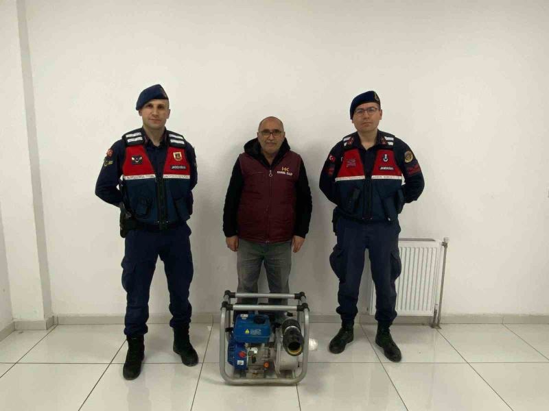 Çalınan su motoru sahibine teslim edildi
