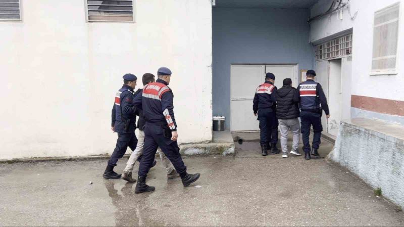Hapis cezası ile aranan şahıslar yakalandı
