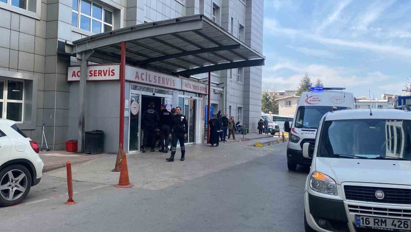 Hastanede kalan evsiz, doktor ilaç yazmayınca kendini yaktı

